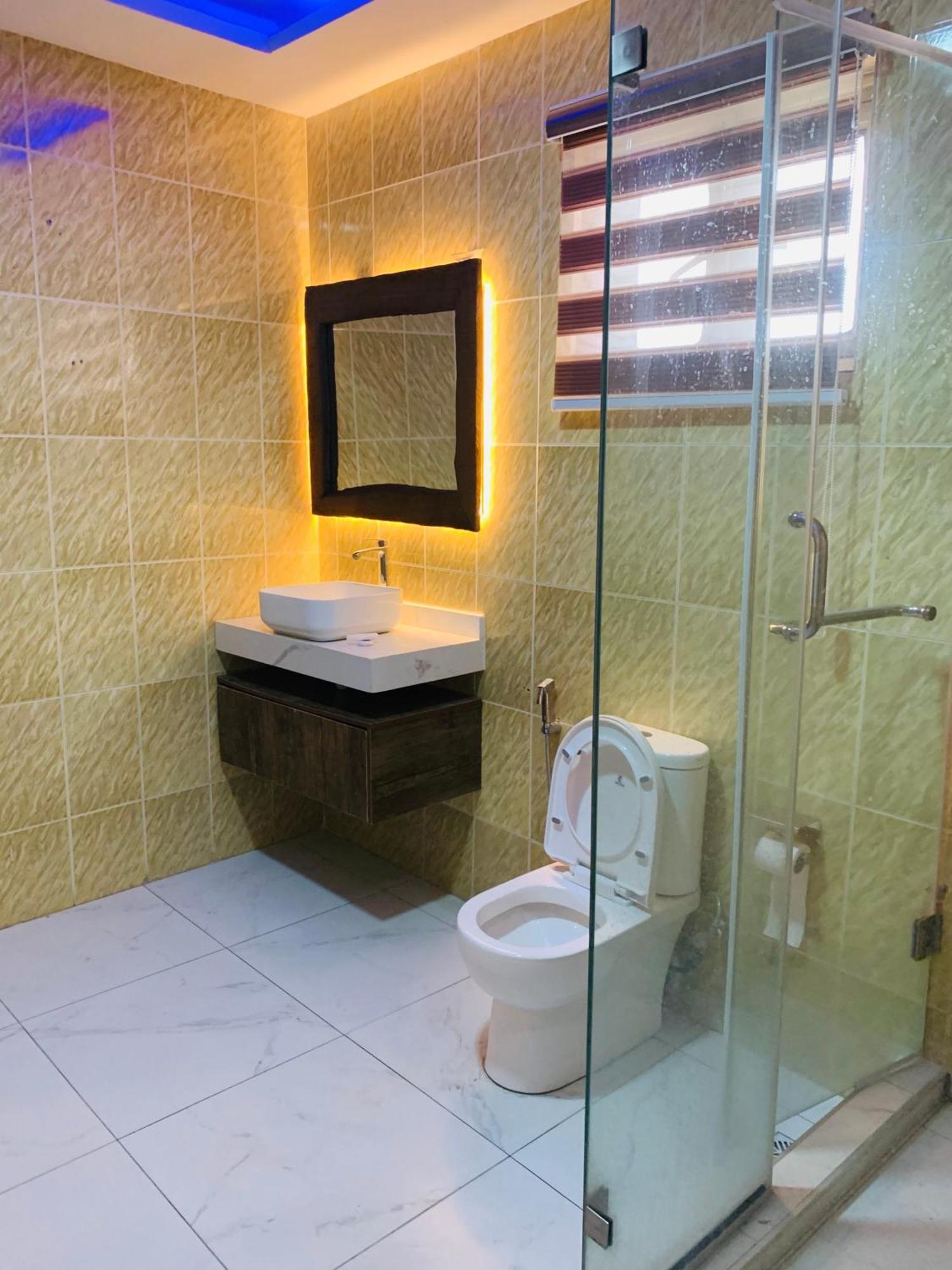 Presken Hotels @ Freedom Way, Lekki Exteriör bild