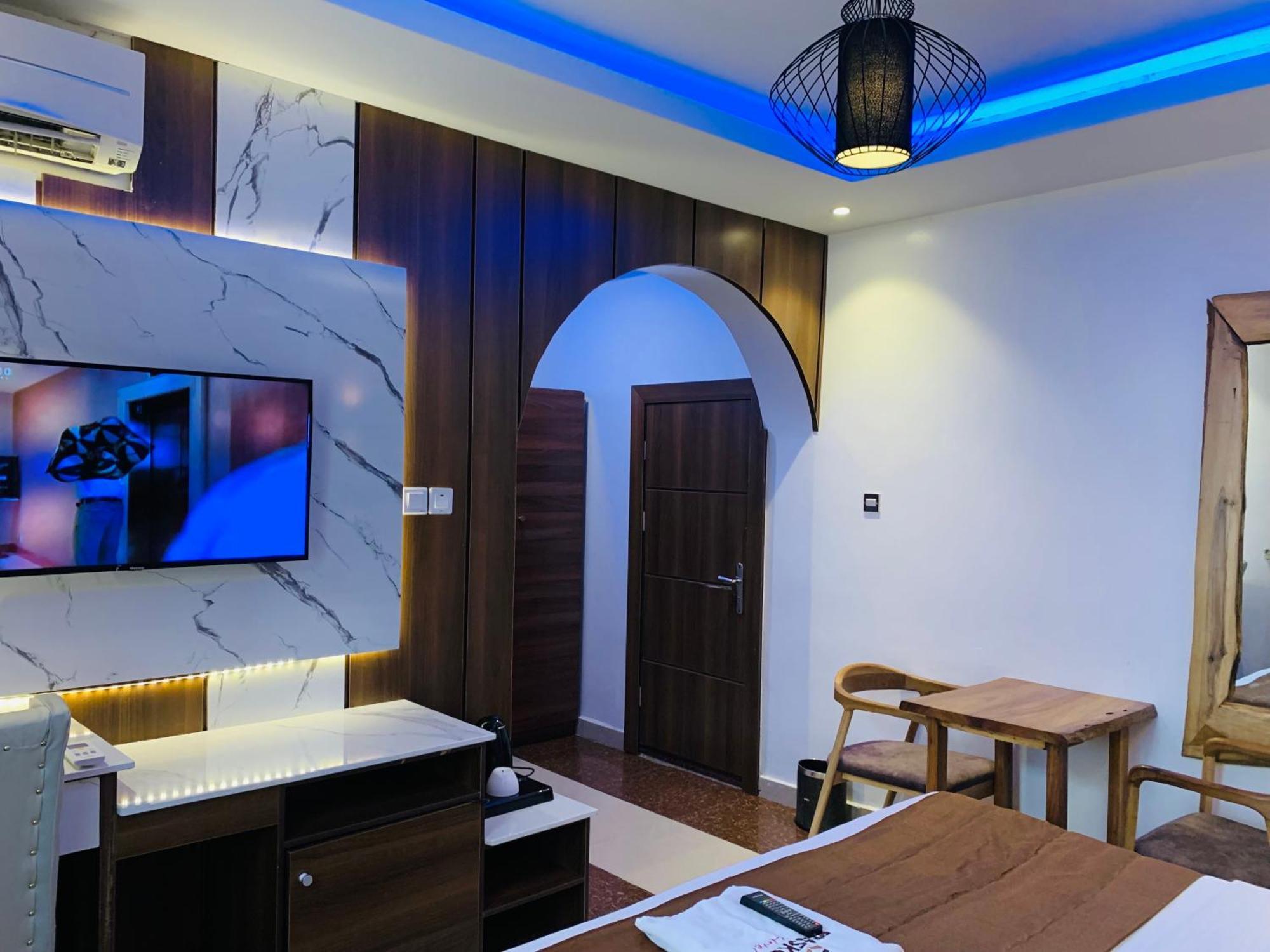 Presken Hotels @ Freedom Way, Lekki Exteriör bild